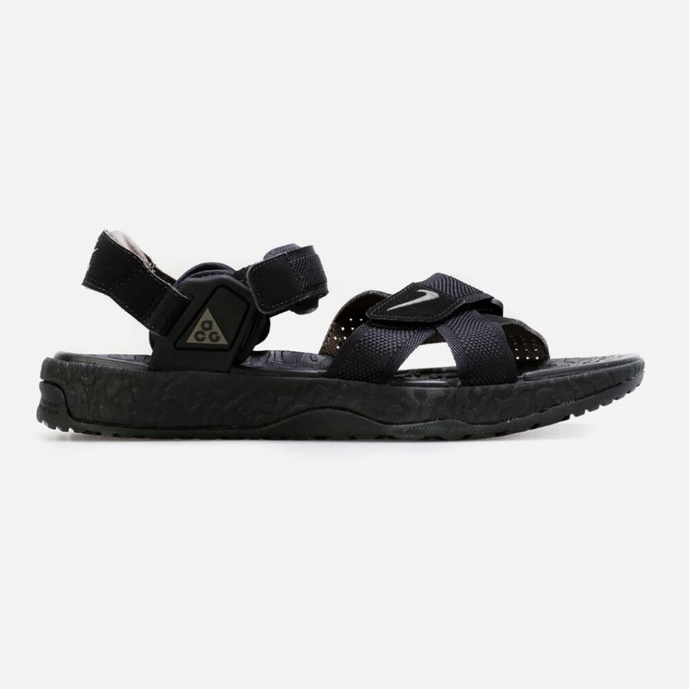 ACG AIR DESCHUTZ MENS SANDALS black sz 10